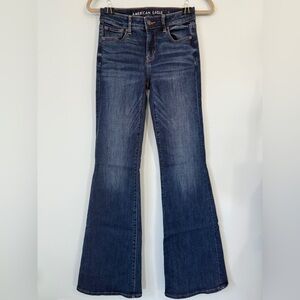 American Eagle Low Rise Flare Jeans - Size 00L